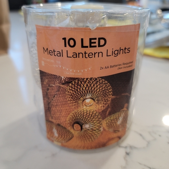NEW 10 LED Metal Lantern Lights Battery Operated - Picture 1 of 6